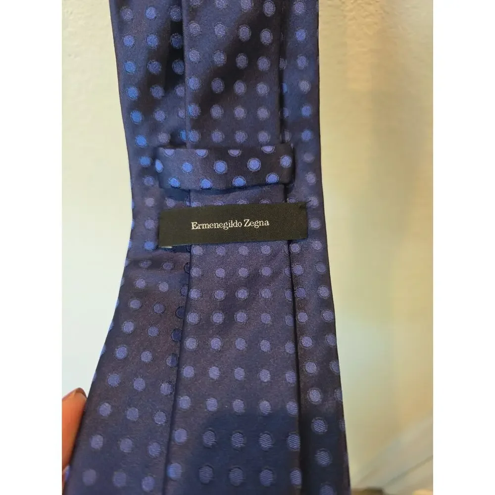 Ermenegildo Zegna Mens Silk Necktie Classic Dress Luxury Blue Navy Dot 57